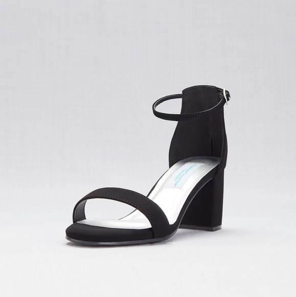 High heels - Picture 3 of 4